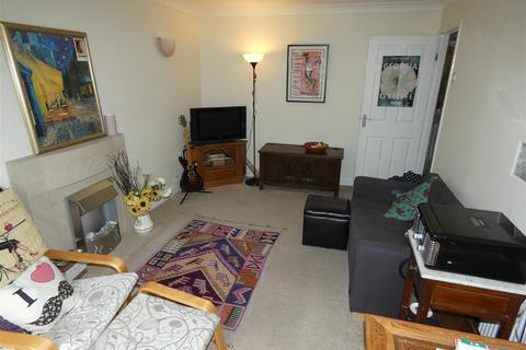 2 bedroom maisonette to rent, Solihull, Solihull B92