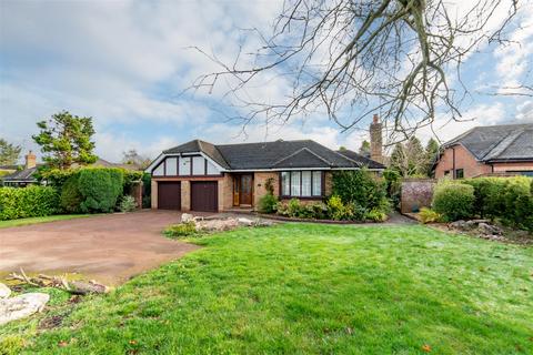 4 bedroom detached bungalow for sale, Middle Drive, Darras Hall NE20