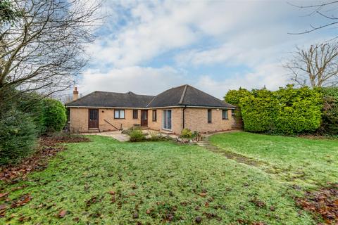 4 bedroom detached bungalow for sale, Middle Drive, Darras Hall NE20