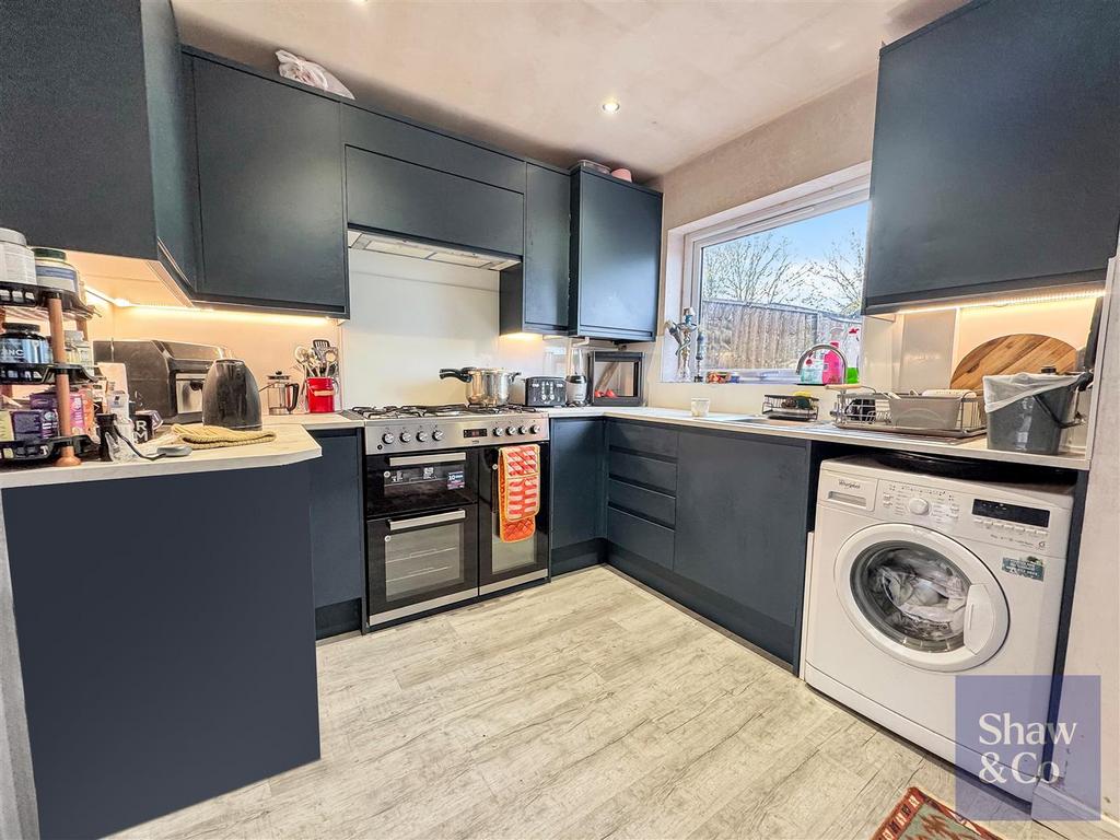 Kitchen. enhanced.jpg