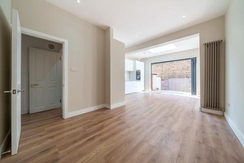 4 bedroom house to rent, Ashen Grove Southfields SW19