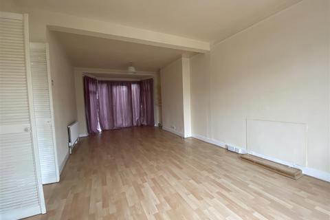 3 bedroom semi-detached house to rent, Kynance Gardens, Stanmore