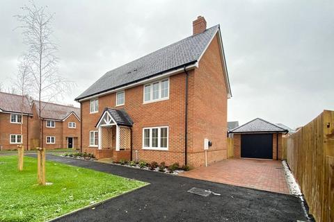 4 bedroom detached house for sale, Shopwyke Strait, Chichester, West Sussex, PO20