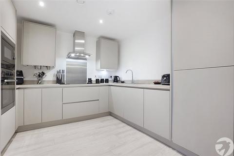 2 bedroom flat for sale, Broadclough Way, Maidstone, Kent, ME17