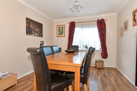 4 bedroom terraced house for sale, The Fairway, Rochester, Kent