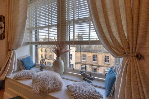 2 bedroom flat for sale, High Street, Linlithgow EH49