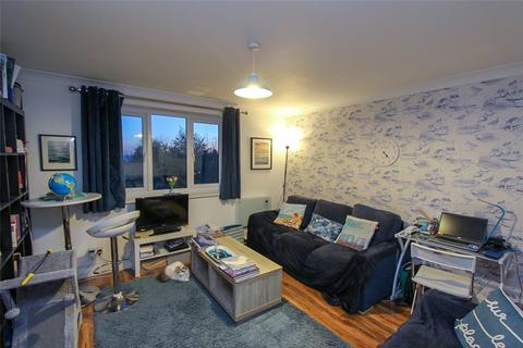 2 bedroom apartment for sale, Leigh Road, Leigh-on-Sea, Essex, SS9