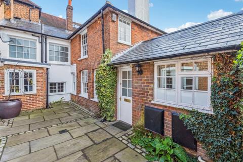 3 bedroom terraced house for sale, The Broadway, Old Amersham, Buckinghamshire, HP7 0HJ