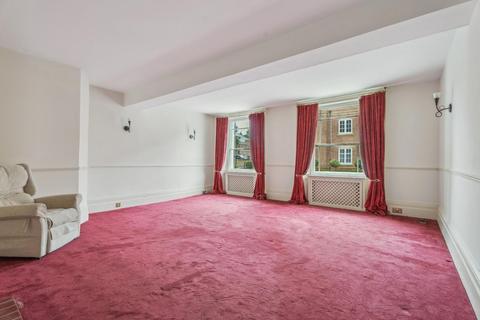 3 bedroom terraced house for sale, The Broadway, Old Amersham, Buckinghamshire, HP7 0HJ