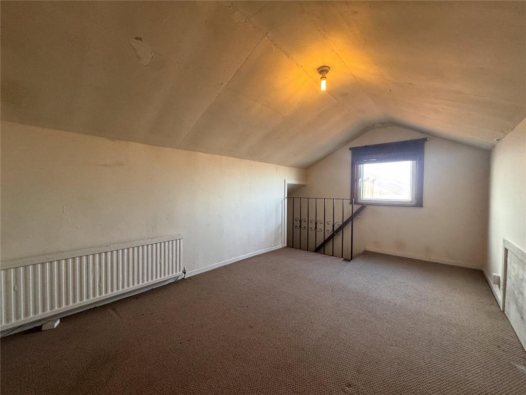 Loft/Living Room