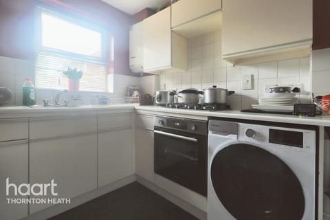 10 Waterfield Gardens, London, SE25 6JL