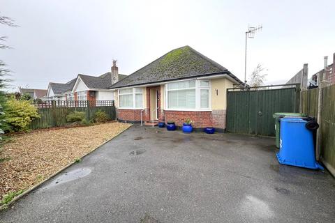 2 bedroom detached bungalow for sale, Sterte Avenue, Sterte , Poole, BH15