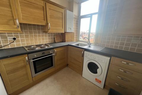 1 bedroom flat to rent, The Crescent,  Lytham St. Annes, FY8