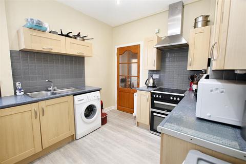 3 bedroom terraced house for sale, Waverley Crescent, Lanark