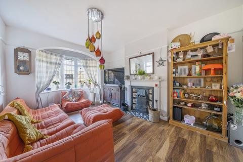 26 Limes Road, Folkestone, CT19 4AU