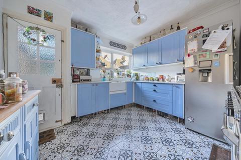 26 Limes Road, Folkestone, CT19 4AU