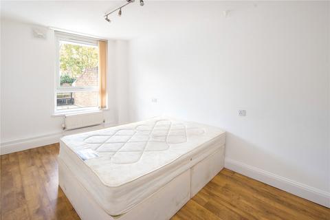 17 Kildare Walk, London, E14 7DB