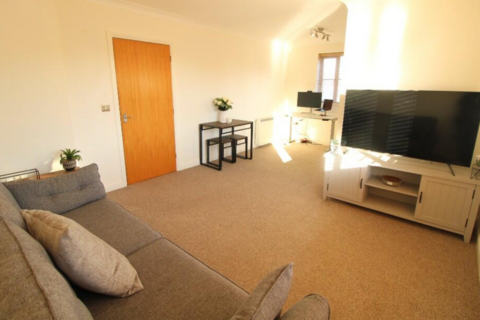 2 bedroom flat for sale, Plough Close, Daventry NN11