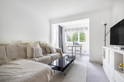 2 bedroom flat for sale, Surbiton,  Surrey,  KT6