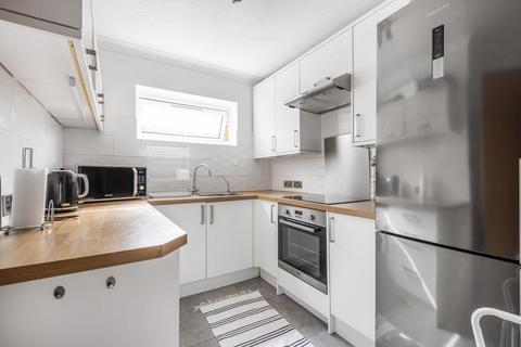 2 bedroom flat for sale, Surbiton,  Surrey,  KT6