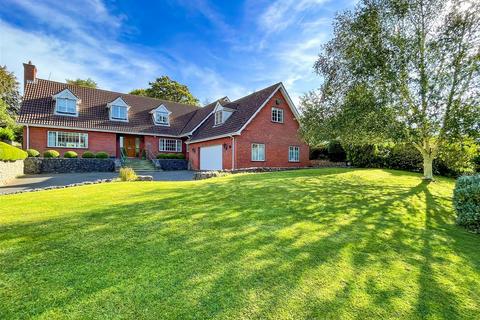 4 bedroom detached house for sale, South Street, Louth LN11