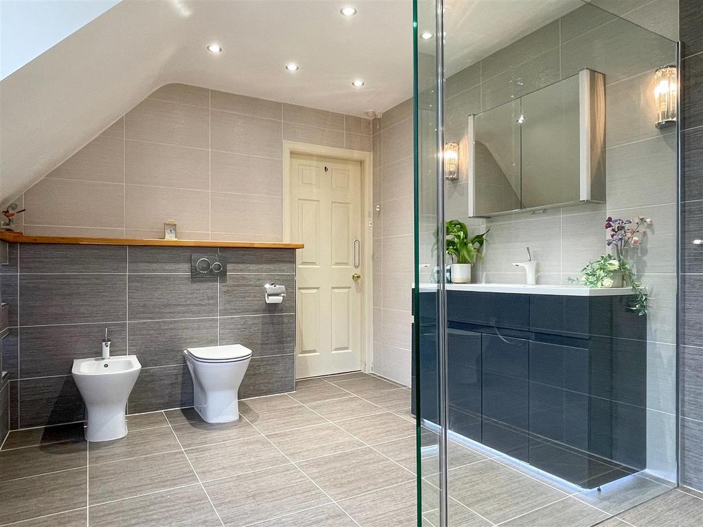 Master ensuite