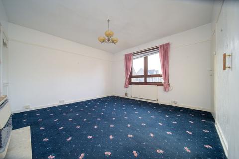 2 bedroom flat for sale, Bank Street, Whitburn