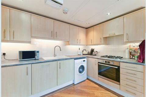 2 bedroom apartment for sale, High Street, Banstead