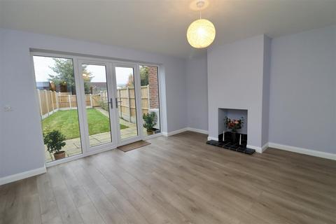 2 bedroom semi-detached house for sale, Front Street, Middleton On The Wolds, Driffield