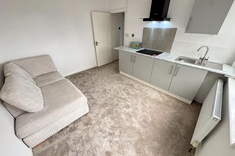 1 bedroom flat to rent, Hounslow TW4