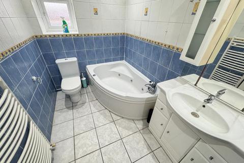 1 bedroom flat to rent, Hounslow TW4