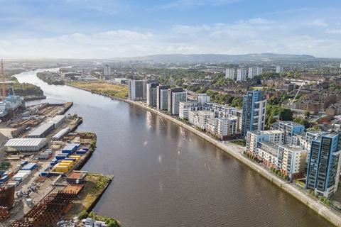 2 bedroom flat for sale, Meadowside Quay Square, Flat 4/1, Glasgow Harbour, Glasgow, G11 6BT