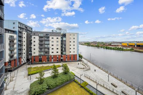 2 bedroom flat for sale, Meadowside Quay Square, Flat 5/1, Glasgow Harbour, Glasgow, G11 6BT