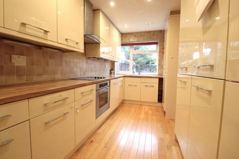 4 bedroom terraced house for sale, Gladwyns, Basildon, SS15