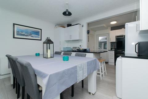 3 Dering Road, Herne Bay, CT6 5RB