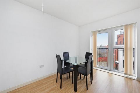 1 bedroom apartment to rent, Salisbury Gardens , Southall