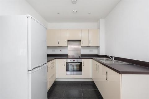 1 bedroom apartment to rent, Salisbury Gardens , Southall