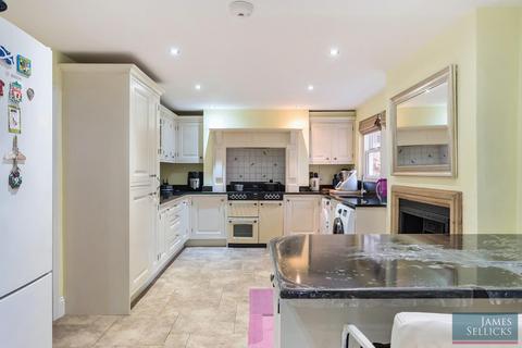 5 bedroom detached house for sale, Gladstone Street, Fleckney, Leicestershire