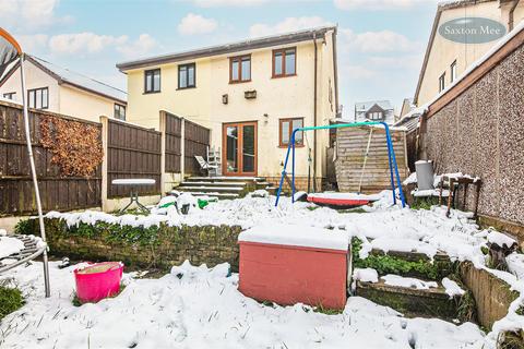 4 bedroom semi-detached house for sale, Paterson Close, Stocksbridge, Sheffield