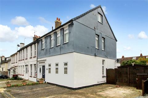 2 bedroom end of terrace house for sale, Fairmead Avenue, Westcliff-on-Sea, Essex, SS0