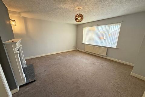 2 bedroom semi-detached bungalow to rent, http://example.com