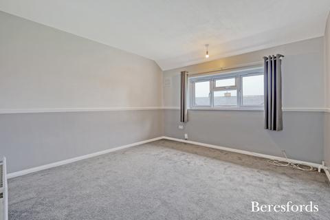 22 Bedale Road, Romford, RM3 9TX