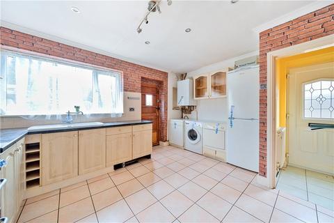 2 bedroom end of terrace house for sale, Ownsted Hill, New Addington, Croydon