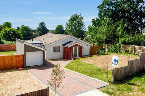 207 Buckingham Road, Bletchley, Milton Keynes, MK3 5JF