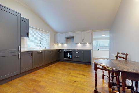 207 Buckingham Road, Bletchley, Milton Keynes, MK3 5JF