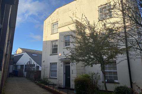 1 bedroom flat to rent, Bath Buildings, Bristol BS6