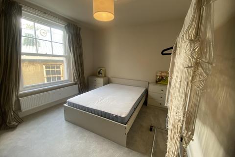 1 bedroom flat to rent, Bath Buildings, Bristol BS6