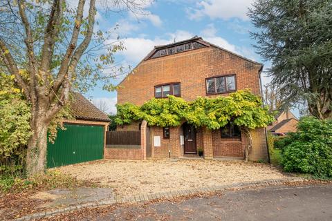 4 bedroom detached house for sale, Lomond Close, Oakley, Basingstoke, RG23 7NA