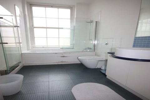 2 bedroom flat to rent, Joiners Yard, Kings Cross