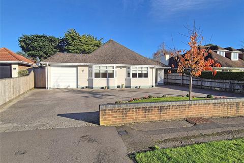 3 bedroom bungalow for sale, Hale Avenue, New Milton, Hampshire, BH25